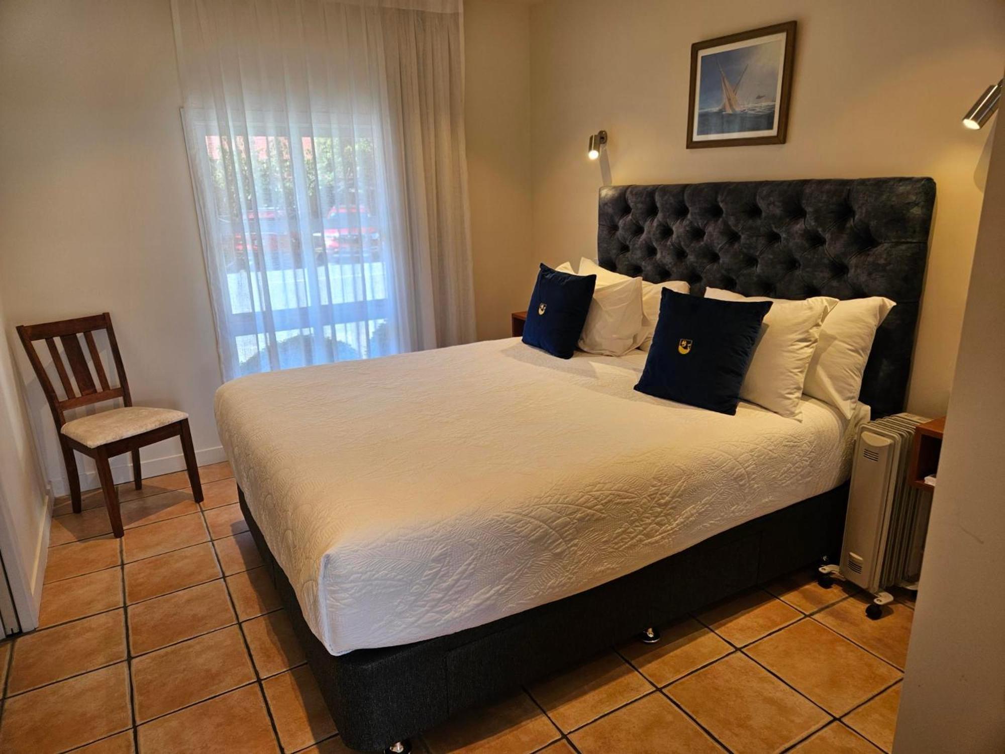 Commodores Lodge Russell Luaran gambar
