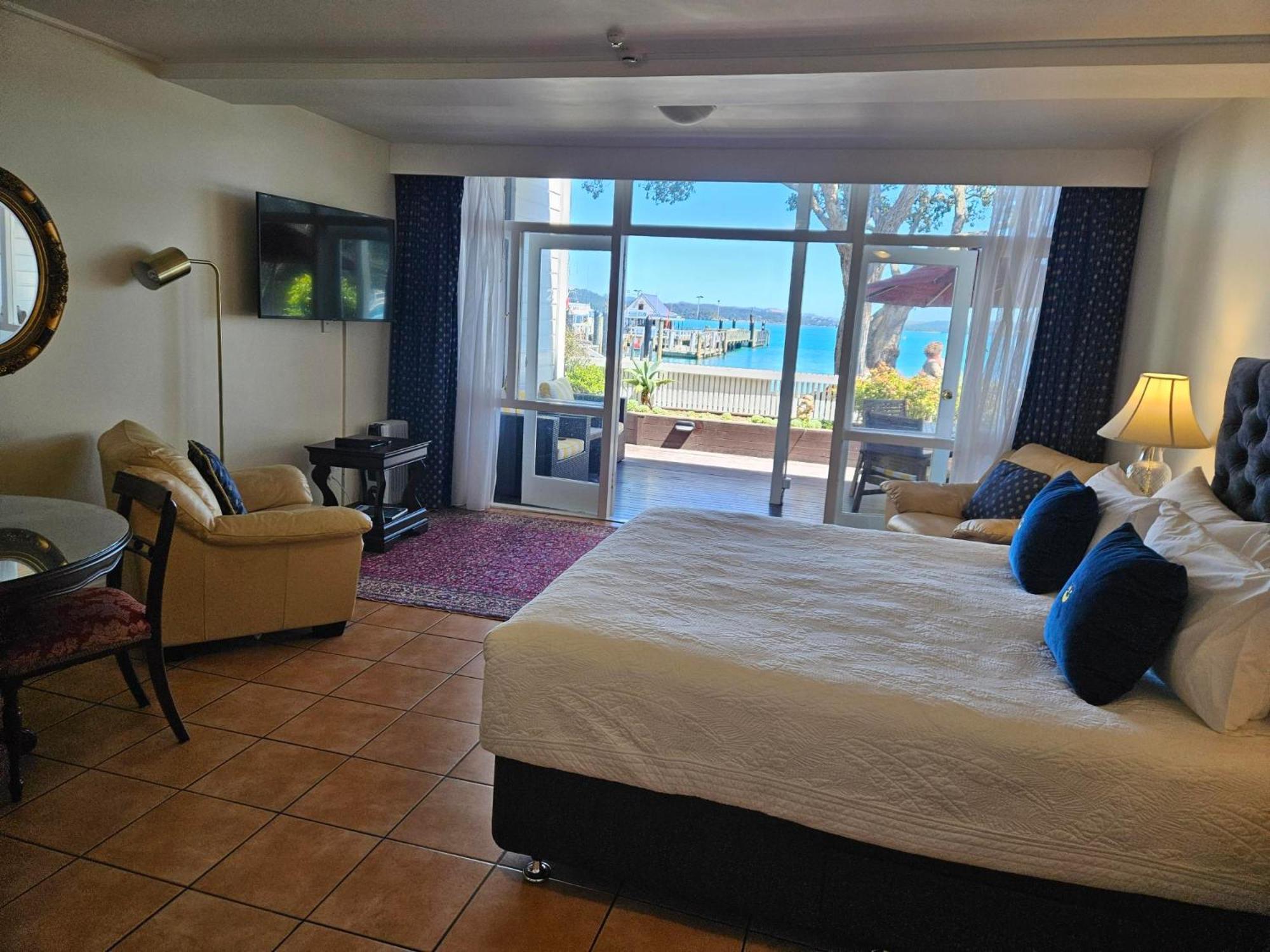Commodores Lodge Russell Luaran gambar