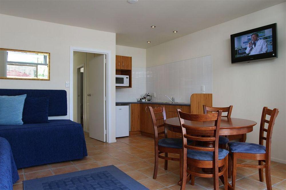 Commodores Lodge Russell Luaran gambar
